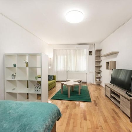 Vlad House Decebal Apartment บูคาเรสต์ ภายนอก รูปภาพ